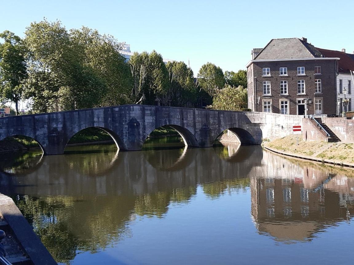 Roermond Uniek Stadspand, Compleet Woonhuis Kültér fotó