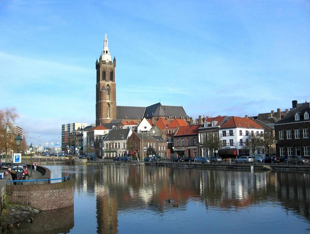 Roermond Uniek Stadspand, Compleet Woonhuis Kültér fotó